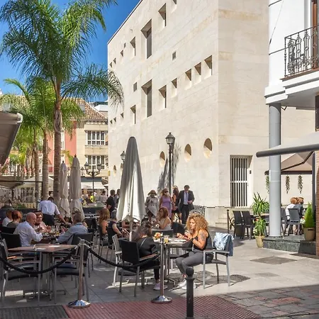 Apartment Tapas In Old Town By Costarentals - Ref 182 *